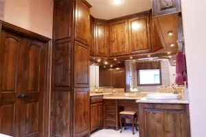 Granbury, TX 76049