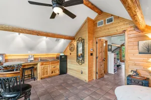 Alvarado, TX 76009