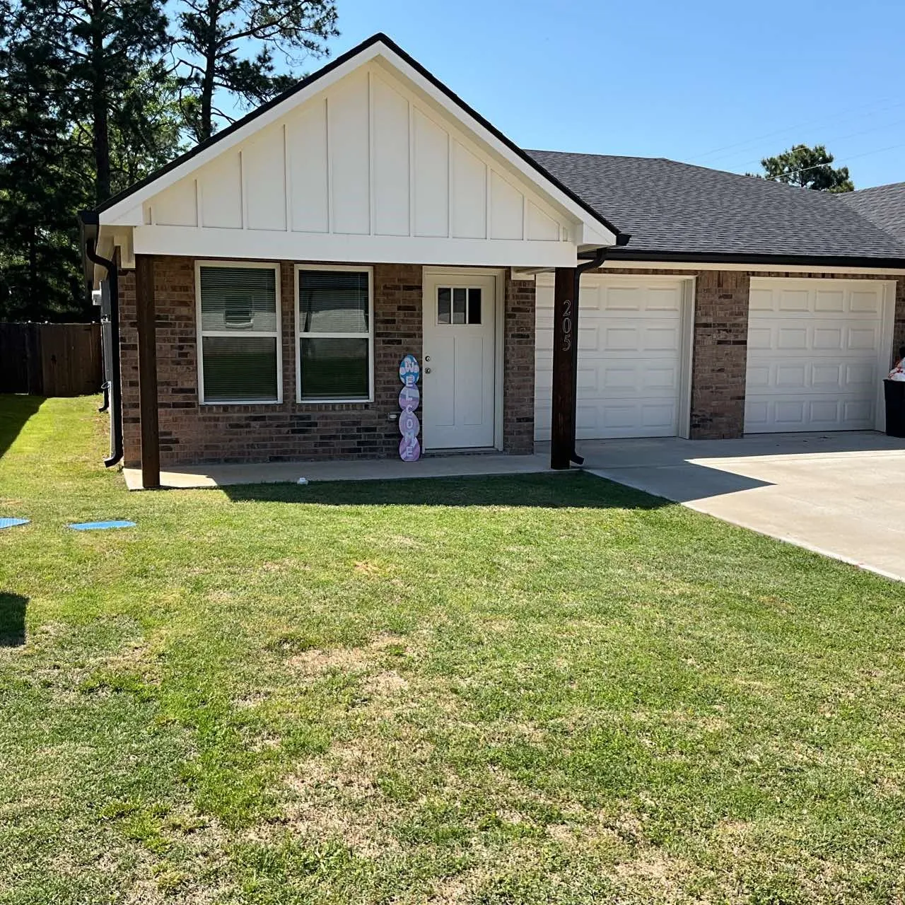 Mineola, TX 75773