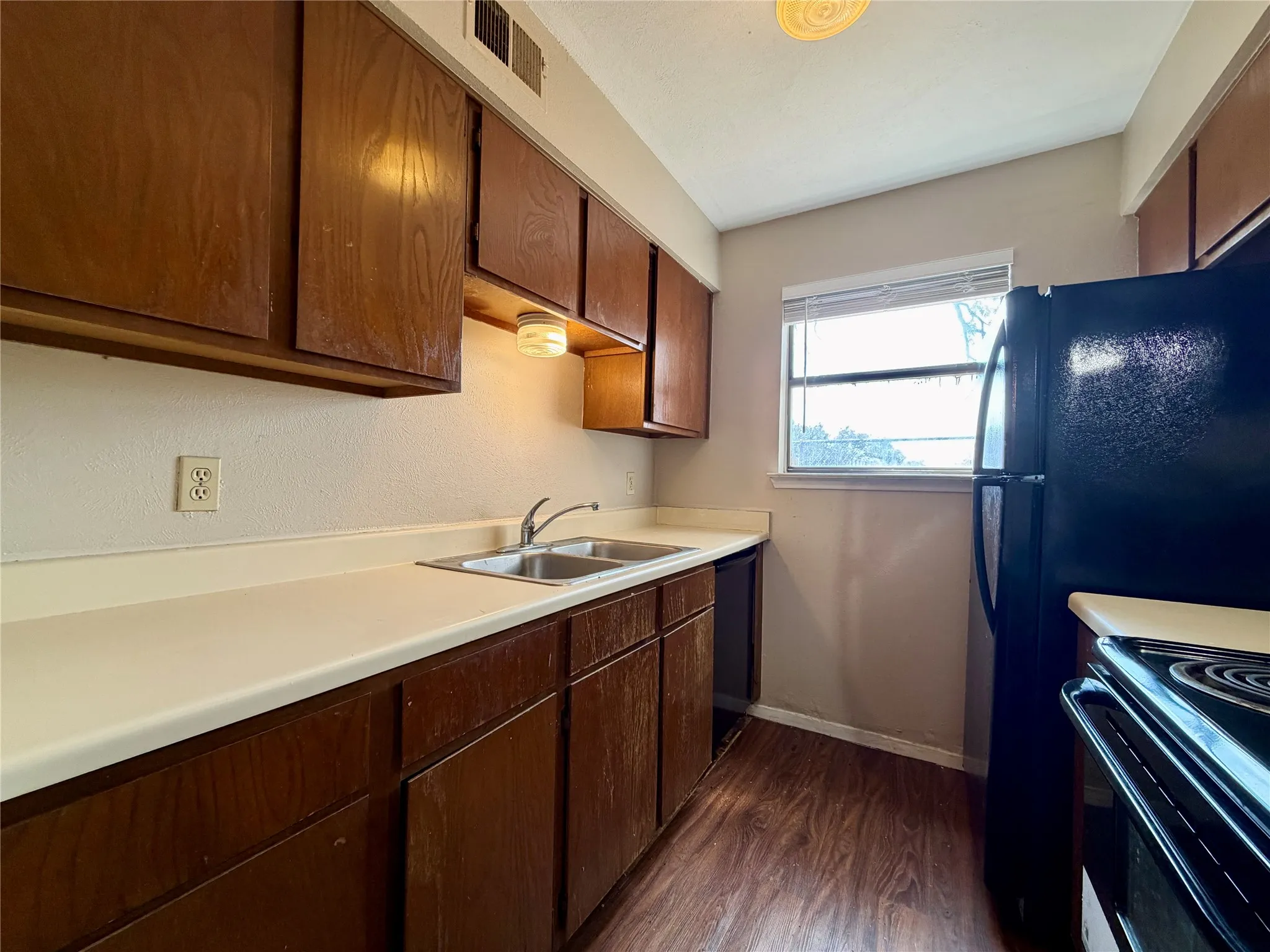 Denton, TX 76201