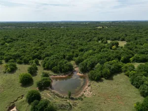 Nocona, TX 76255