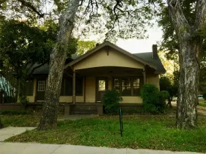 Denton, TX 76201