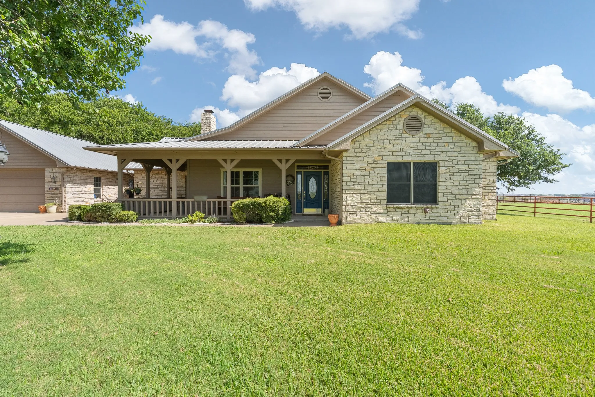 Godley, TX 76044