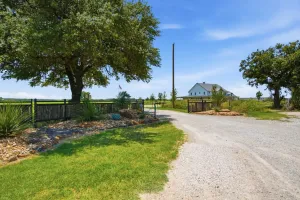 Santo, TX 76472