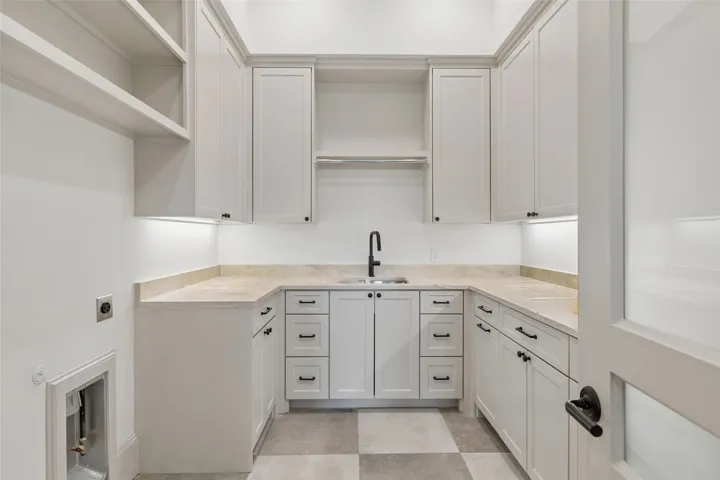 Fairview, TX 75069