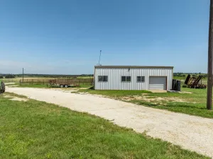 Evant, TX 76525