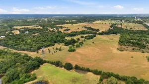 Collinsville, TX 76233