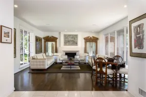 Highland Park, TX 75209