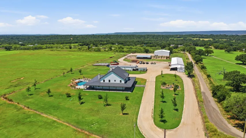 Santo, TX 76472