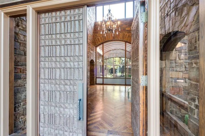 Highland Park, TX 75205