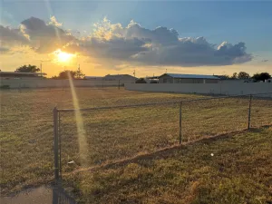 Waxahachie, TX 75167