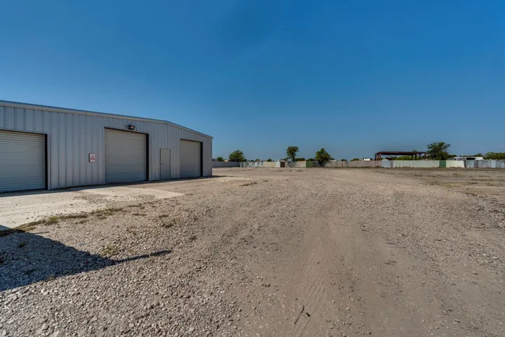Waxahachie, TX 75165