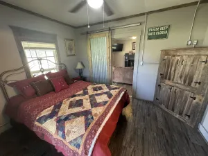 Mingus, TX 76463