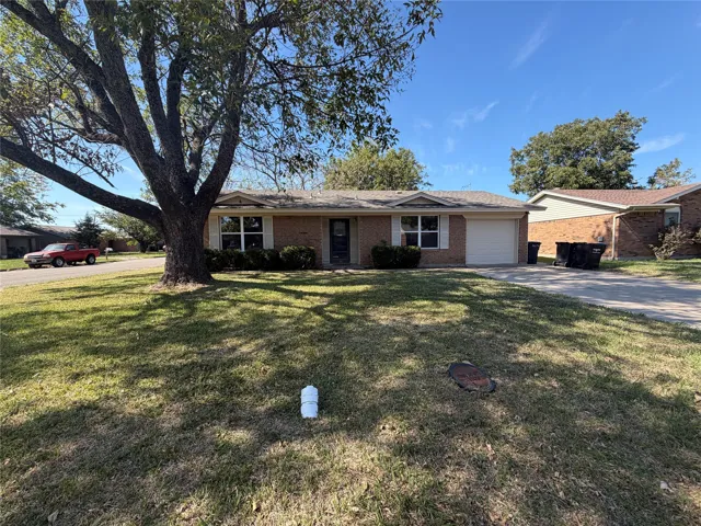 Greenville, TX 75402