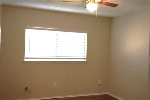 Arlington, TX 76015