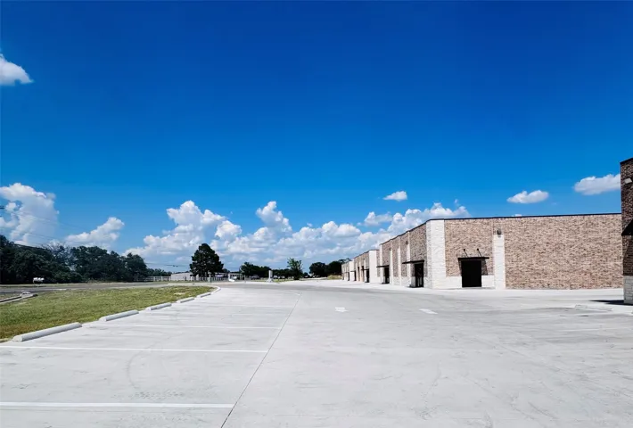 Azle, TX 76020