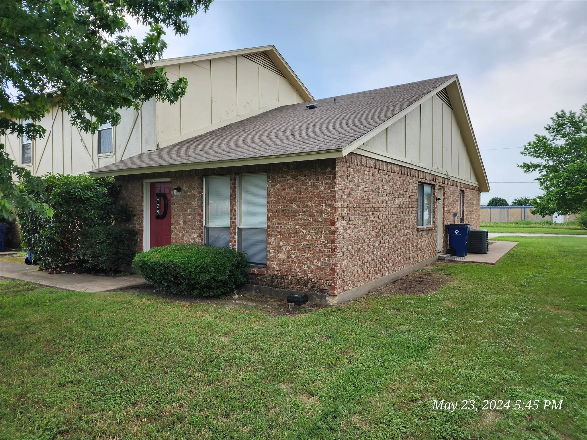 Burleson, TX 76028