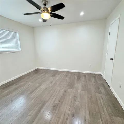 Dallas, TX 75206