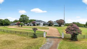 Gordonville, TX 76245