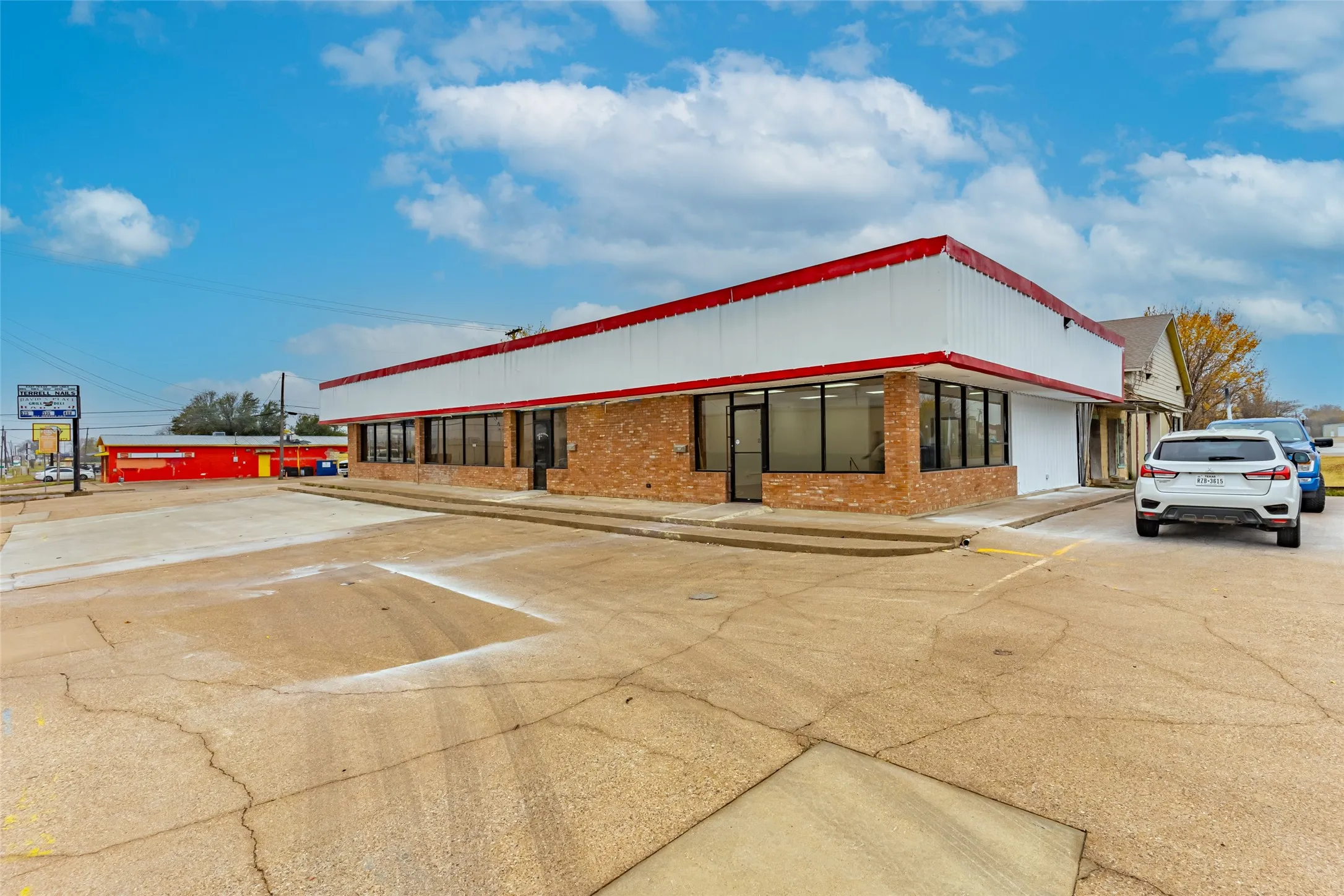 Terrell, TX 75160