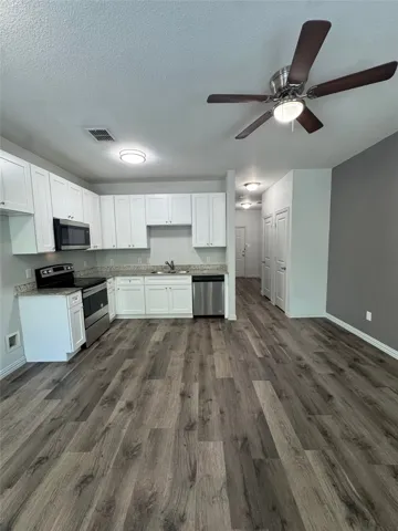 Fort Worth, TX 76105