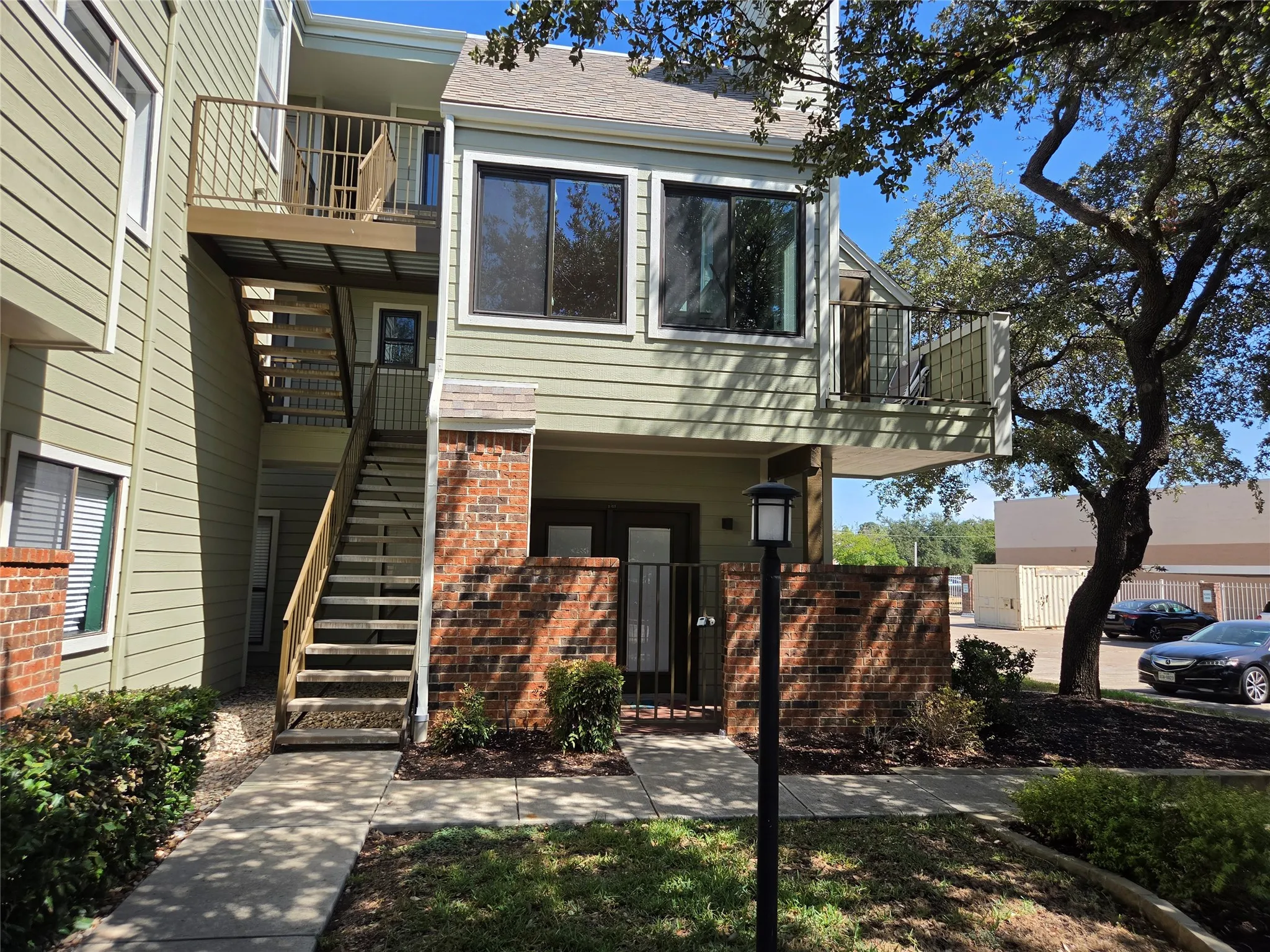Fort Worth, TX 76107