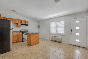 Arlington, TX 76010