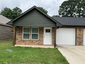 Mineola, TX 75773
