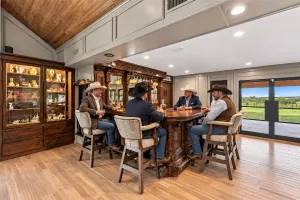 Cleburne, TX 76033