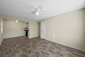 Terrell, TX 75160