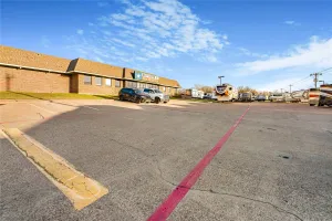 Burleson, TX 76028