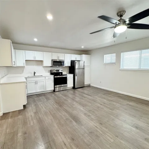 Dallas, TX 75206