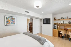 Highland Park, TX 75205
