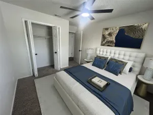 Benbrook, TX 76116