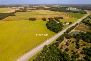 Bonham, TX 75418