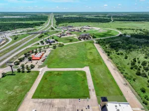 Terrell, TX 75160
