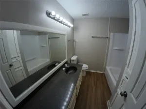 Cleburne, TX 76033