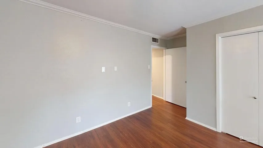Dallas, TX 75231