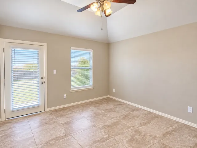 Granbury, TX 76049