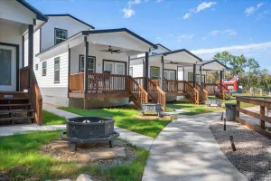 Plantersville, TX 77363