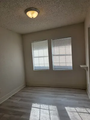 Fort Worth, TX 76115