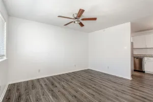 Dallas, TX 75214