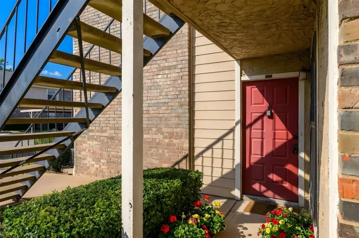 Dallas, TX 75287