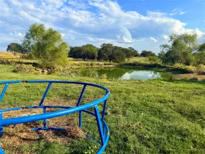 Jacksboro, TX 76458