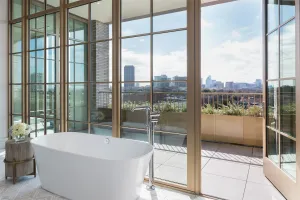 Dallas, TX 75205