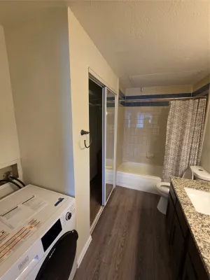 Fort Worth, TX 76107