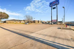 Burleson, TX 76028