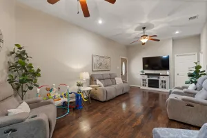 Godley, TX 76044