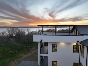 Oak Point, TX 75068