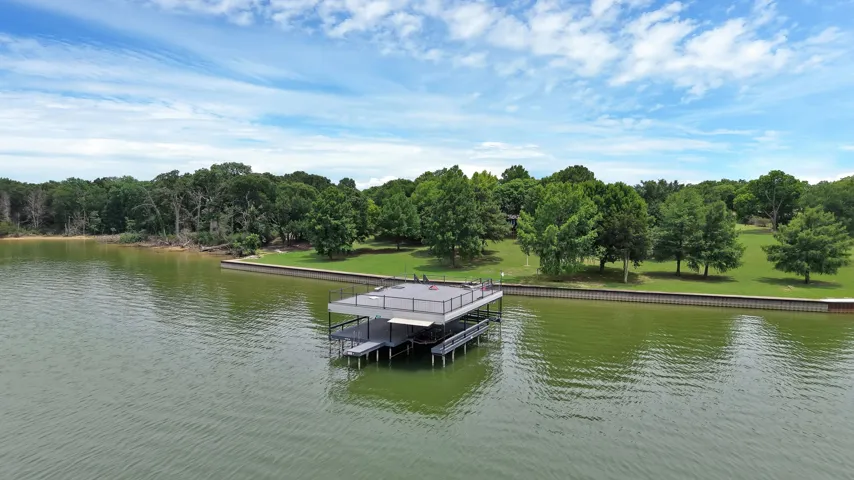 Kerens, TX 75144